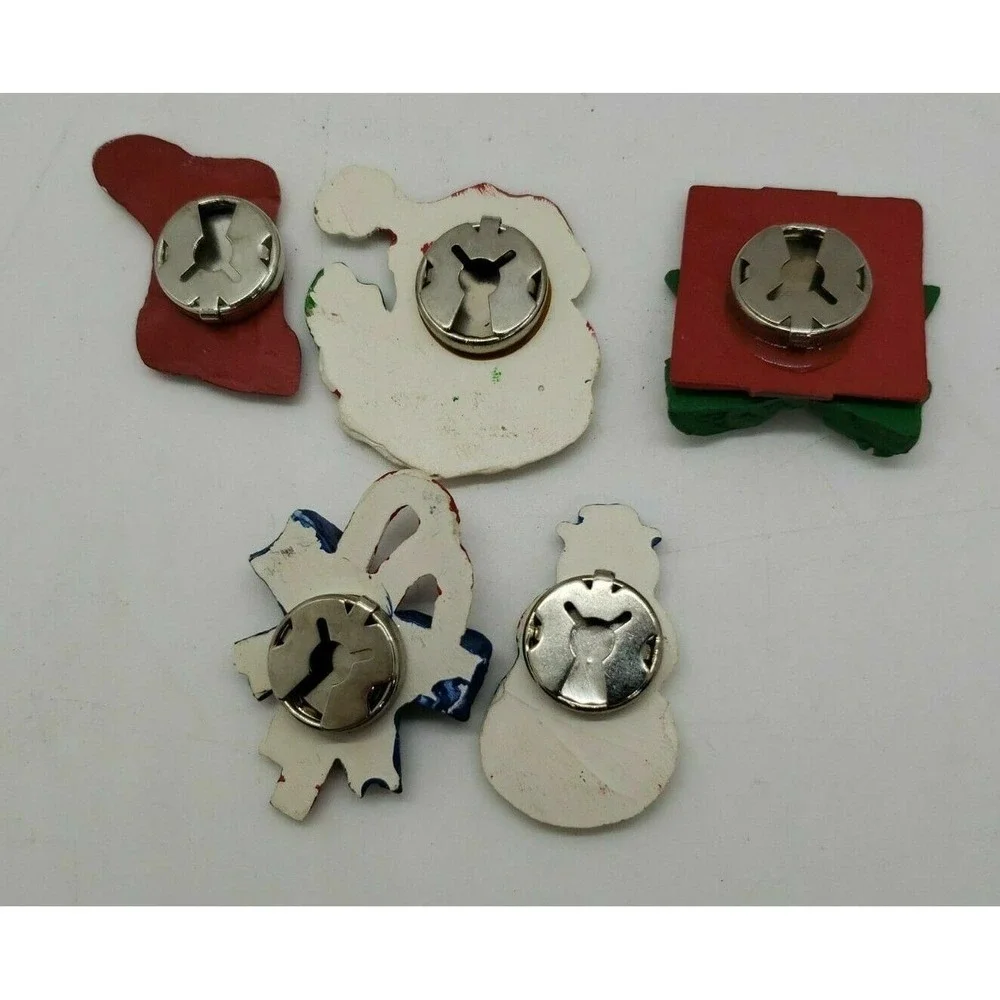 Lot of‎ 5 holiday Christmas button covers
